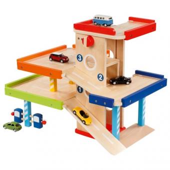 Parkhaus aus Holz 